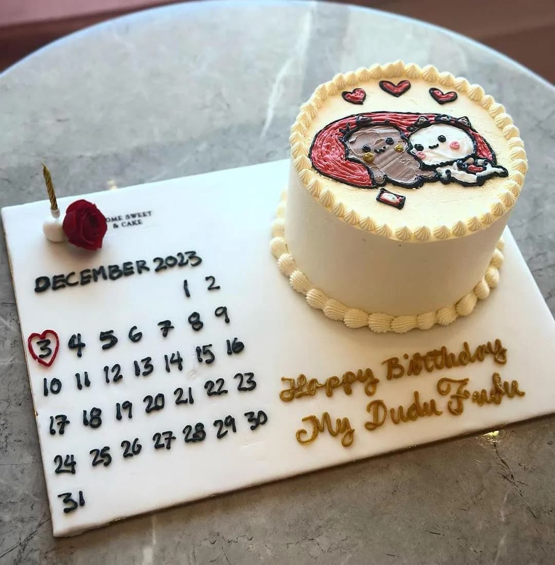 Customized Cake